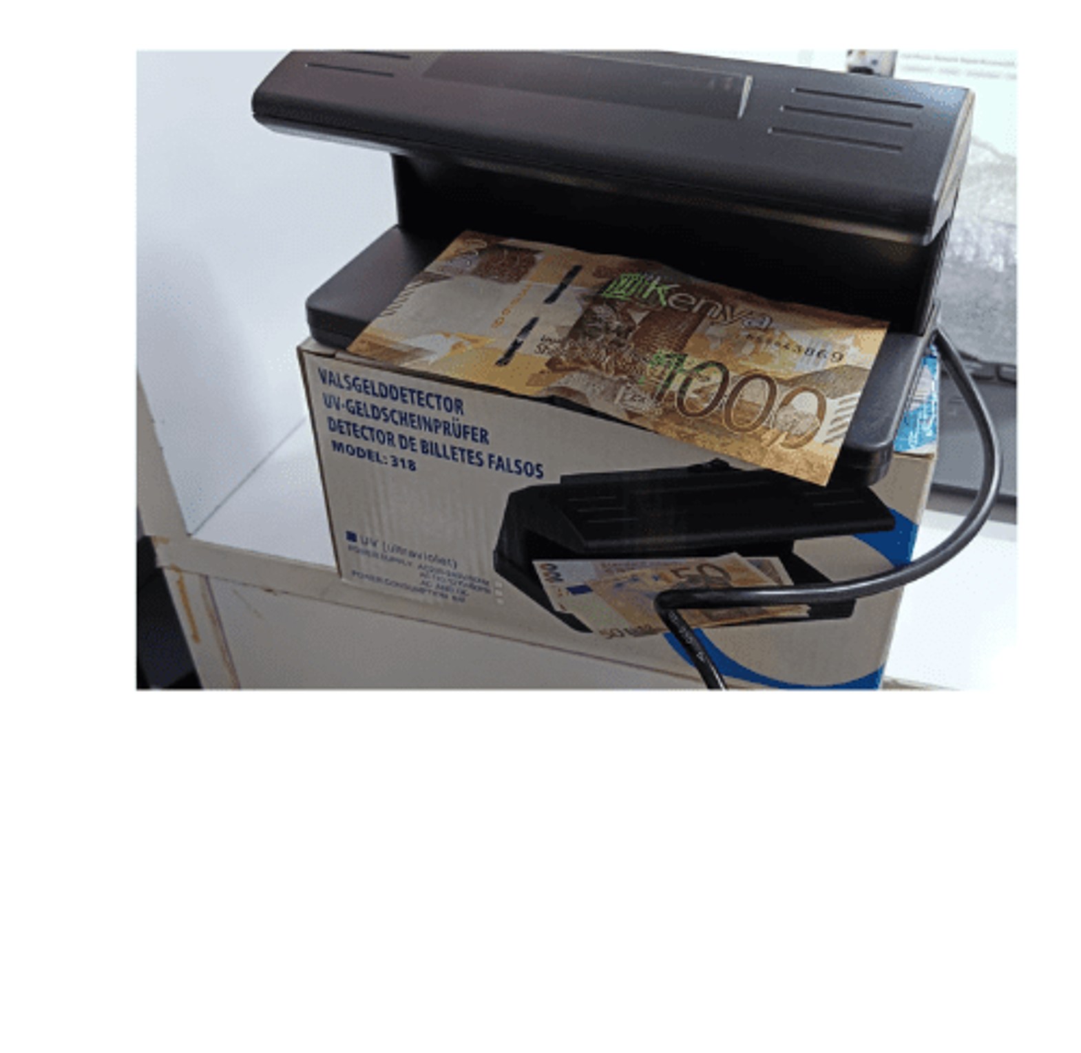 Money detector image