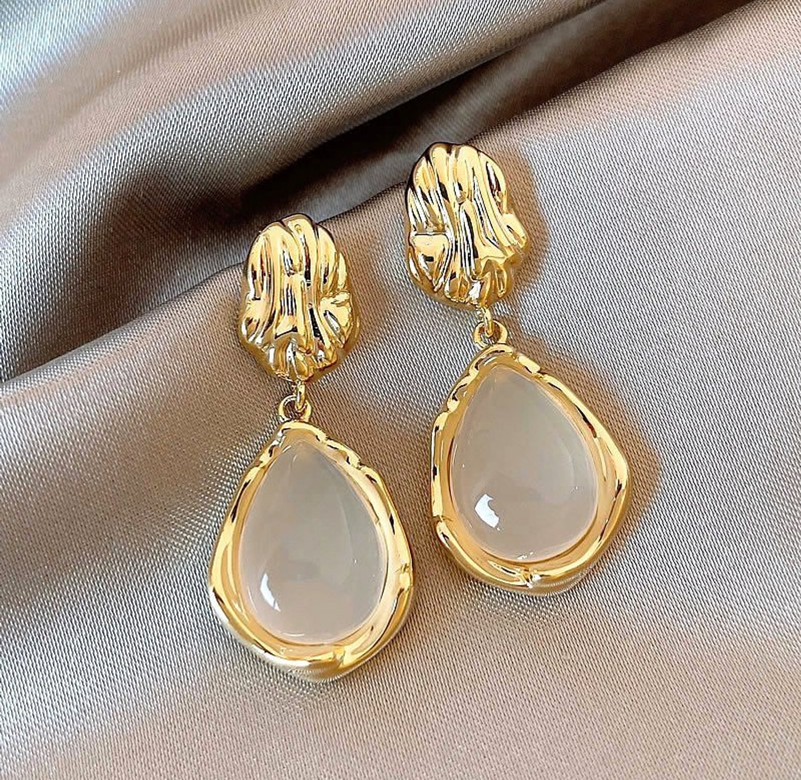 Opal white drop earrings  image