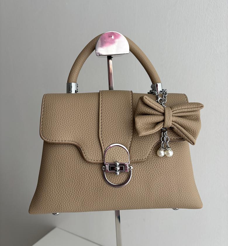Mariselle Bag - Nude image
