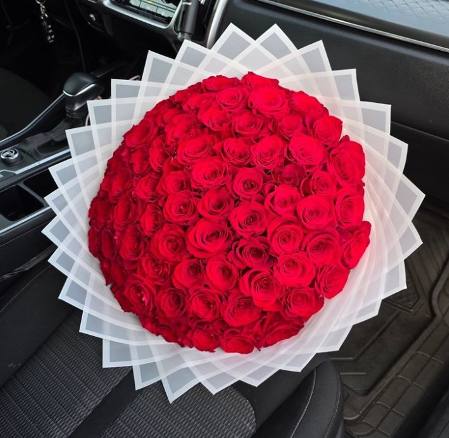 Premium red roses 75 stems image
