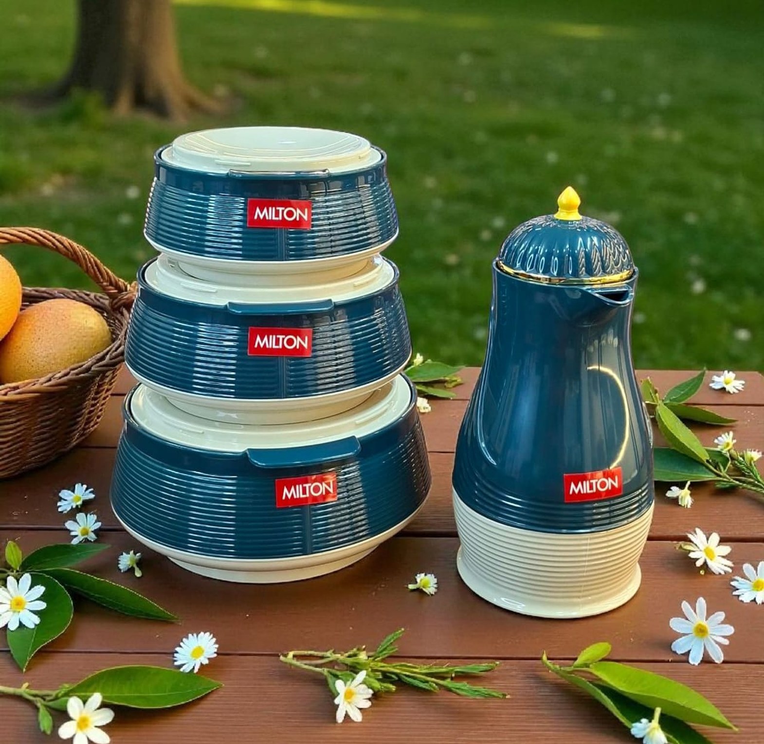 Milton Venice Insulated Hotpot Casserole and Vacuum Flask 4-Piece Combo Set image