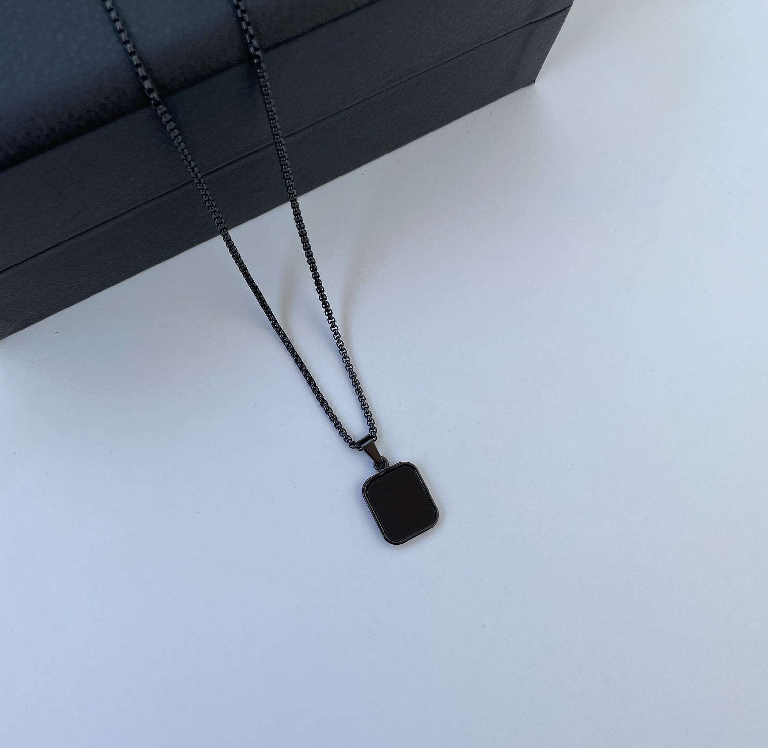 Jacque Necklace (Black) image