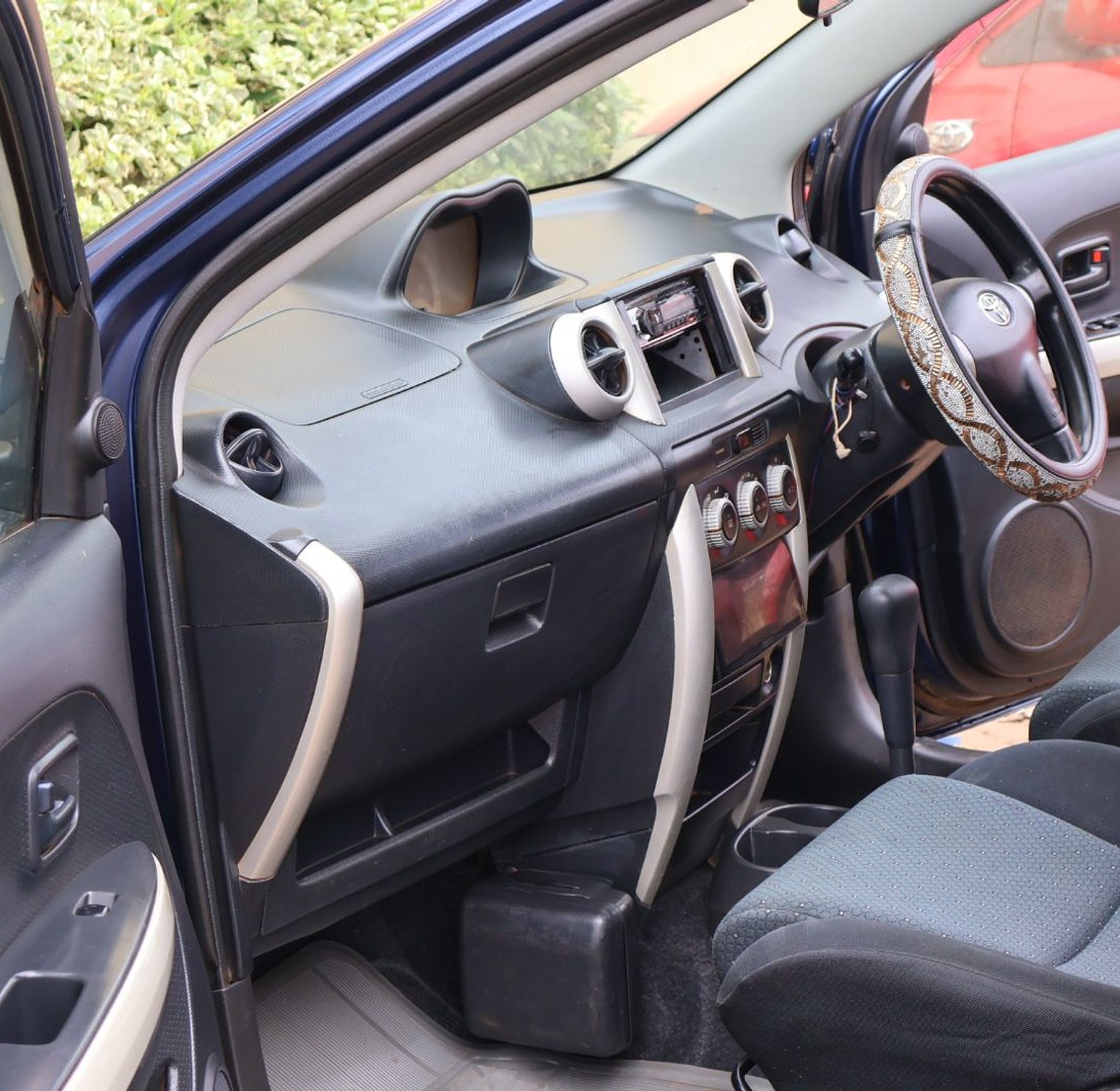 Toyota Ist KBS, YOM  2005 Model, Automatic, Rating 1300cc image
