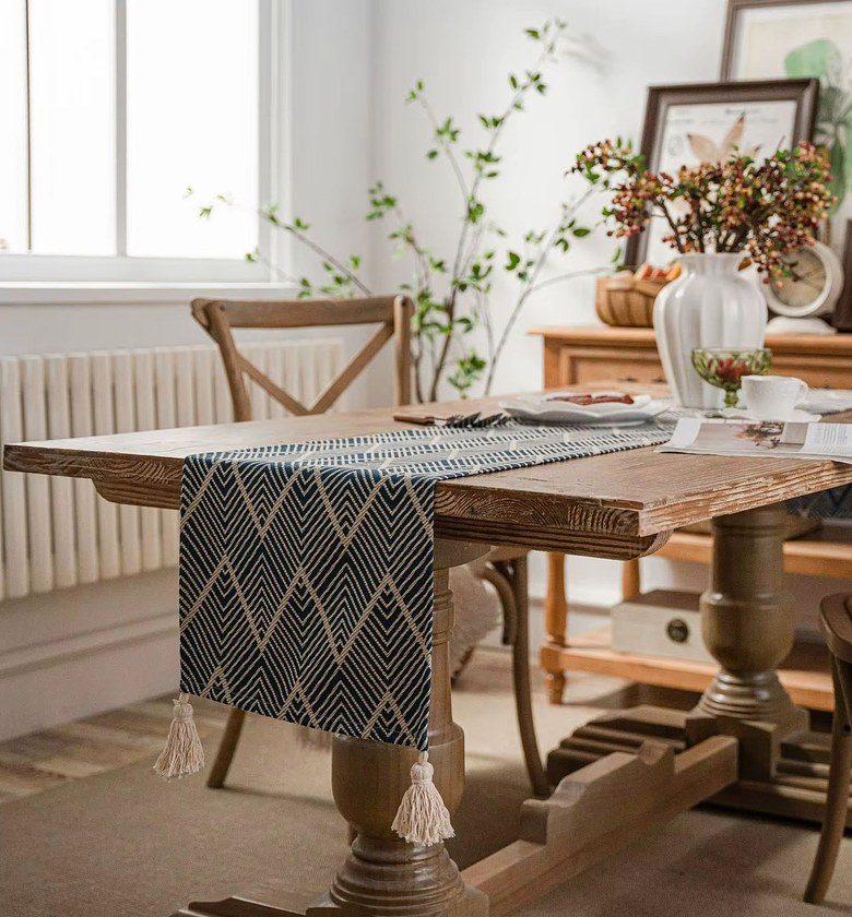 Geometric Table rubber  image