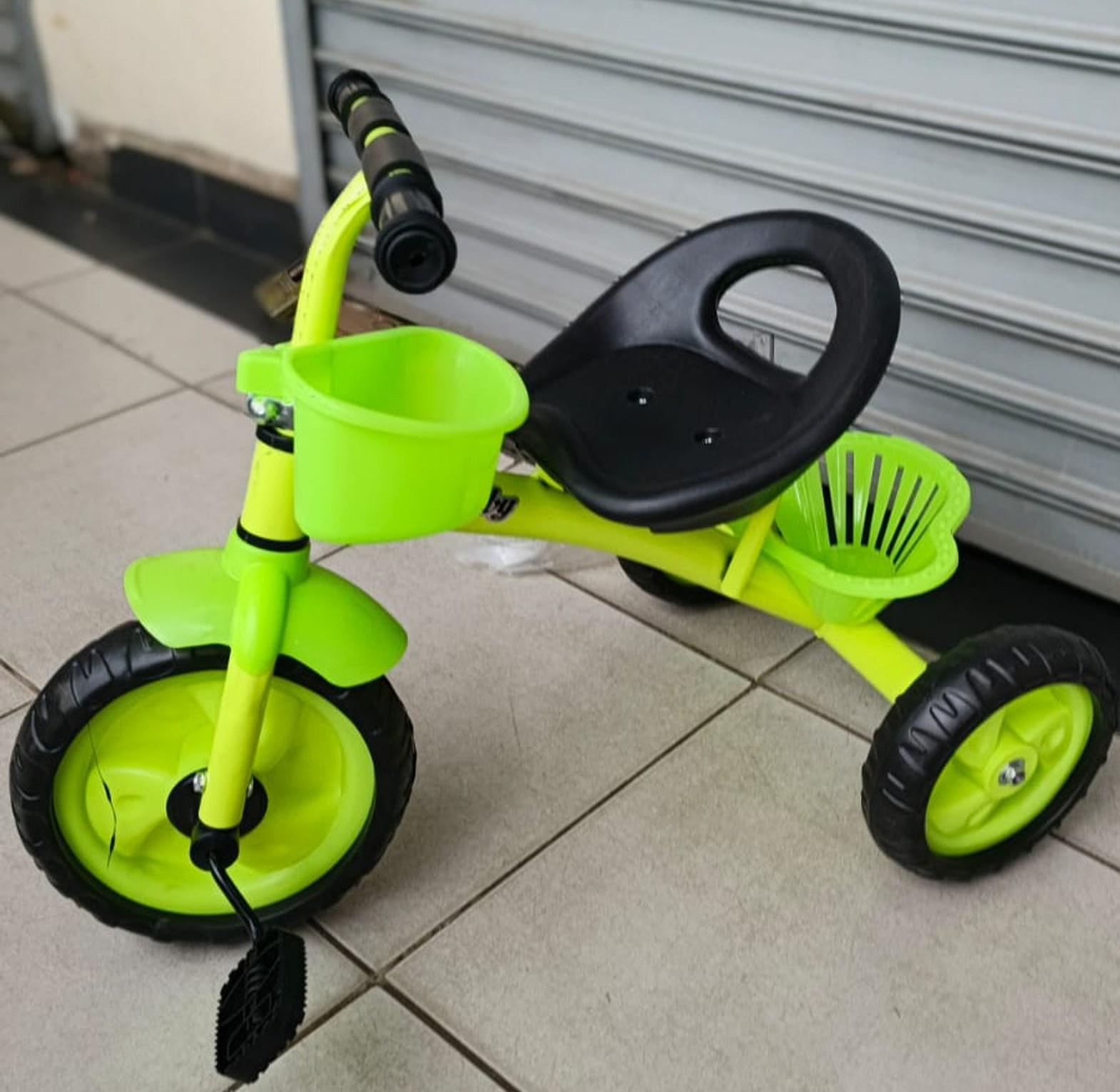  Kids' Modern Tricycle with Basket image