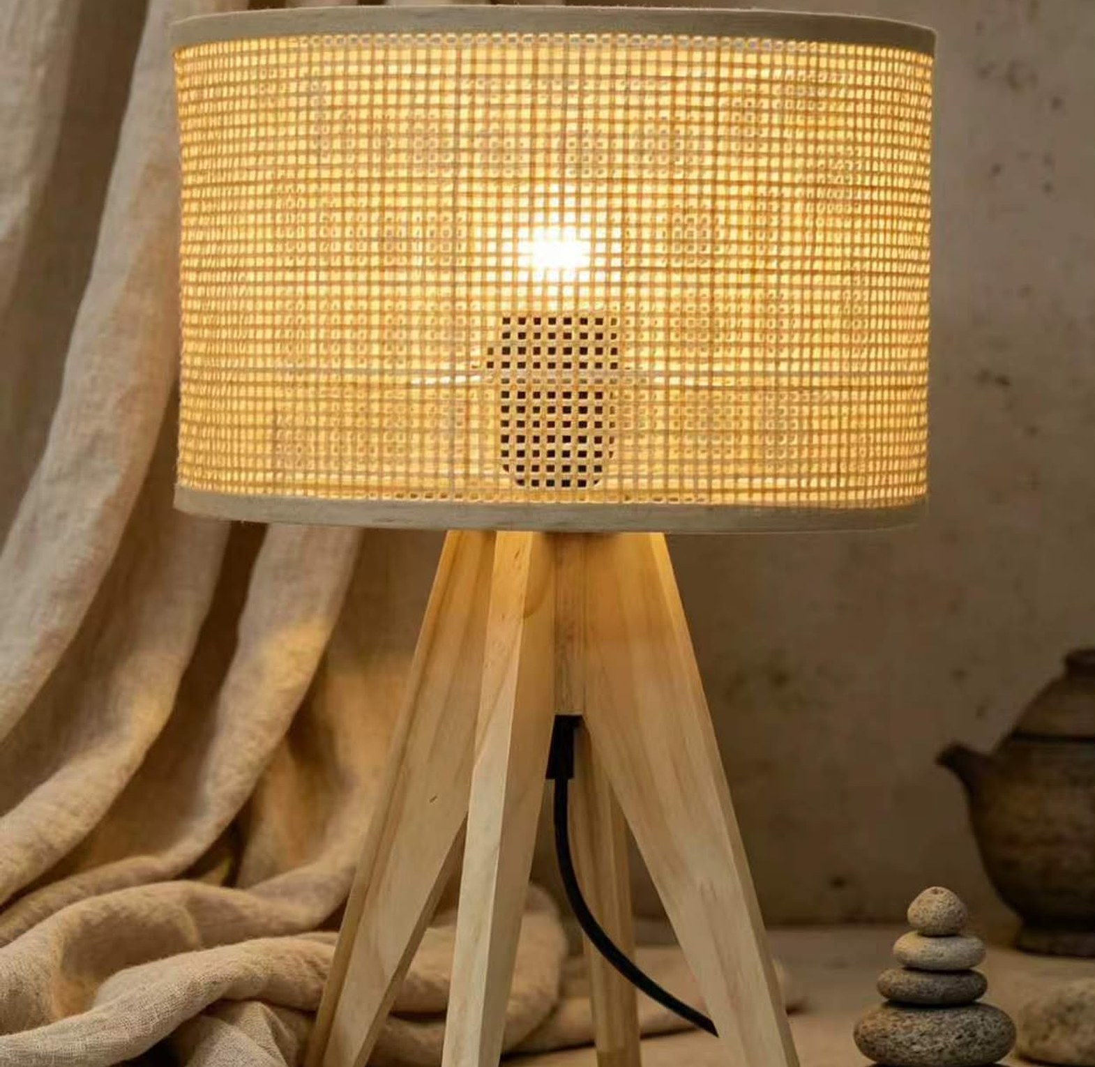 Wooden Base Table Lamp image
