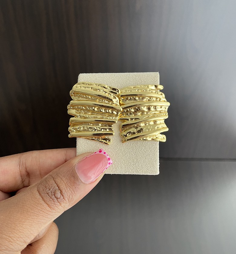 Meldrin Earrings  image