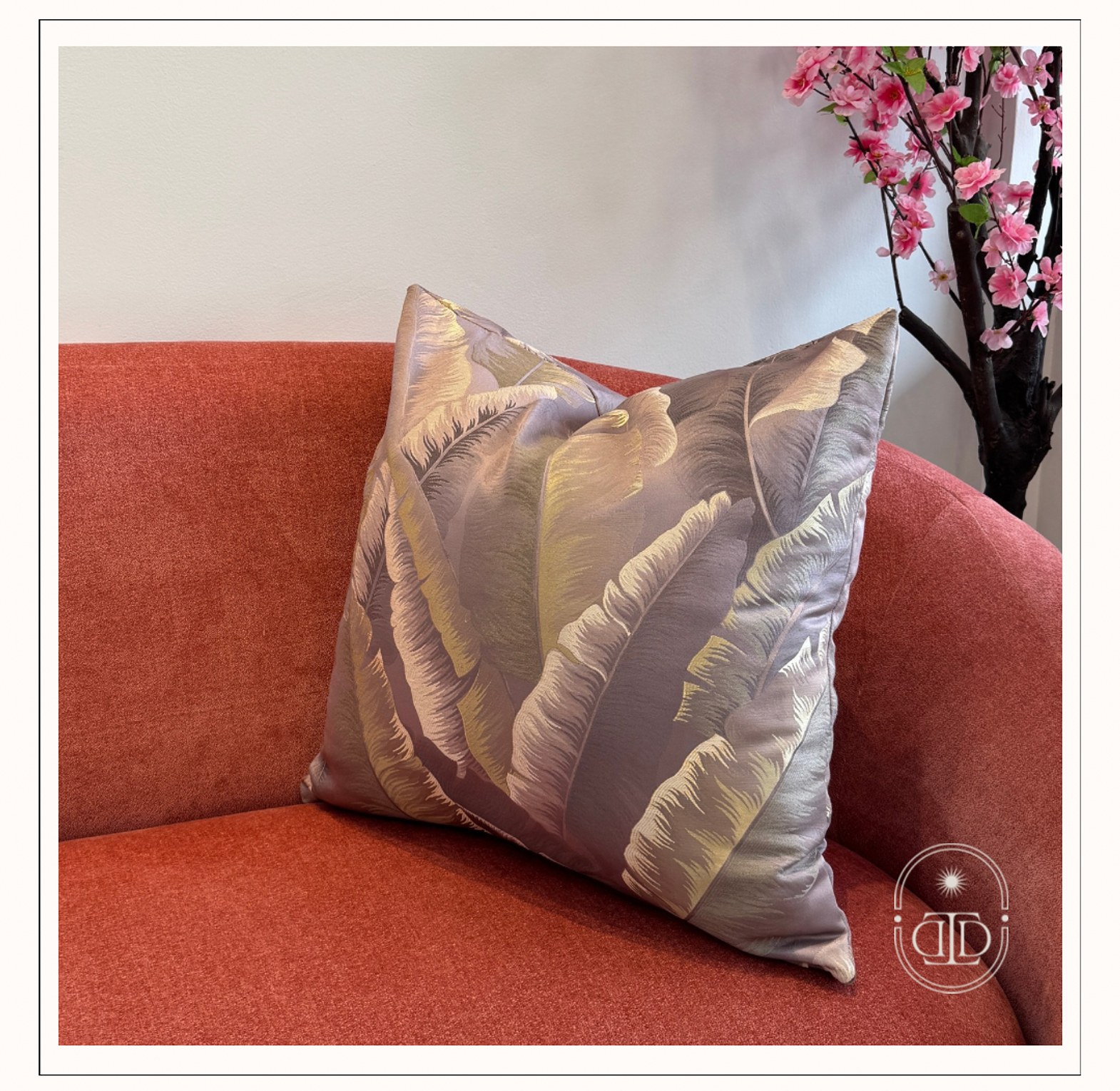 Pink tropical jacquard cushion cover (60 *60) image