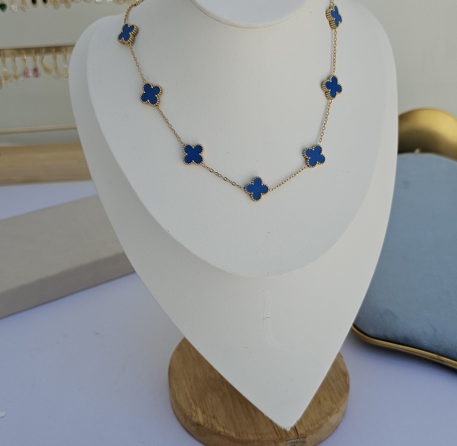 Vancleef necklaces  image
