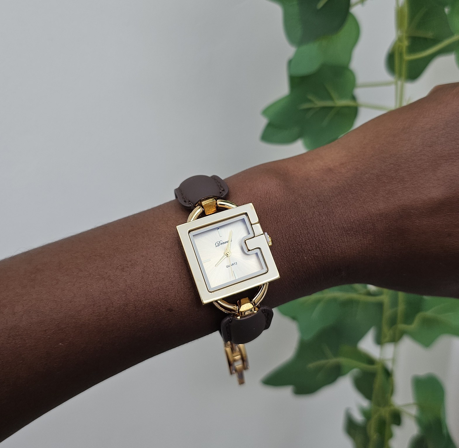 Ieke classic vintage watch image