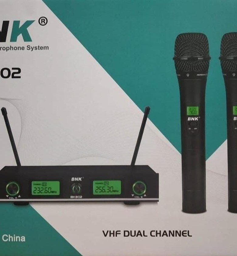 Microphone. BNK BK-802 Dual Channel VHF Wireless Microphone System.  image