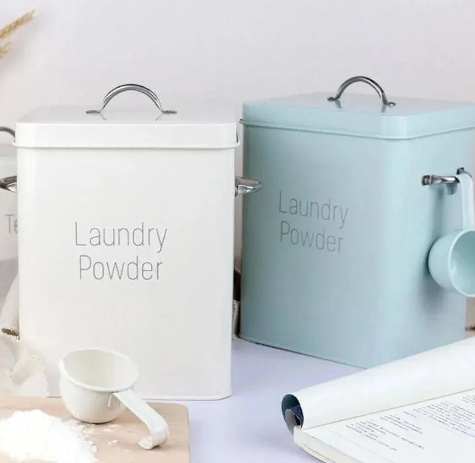 Alloy laundry powder tin image