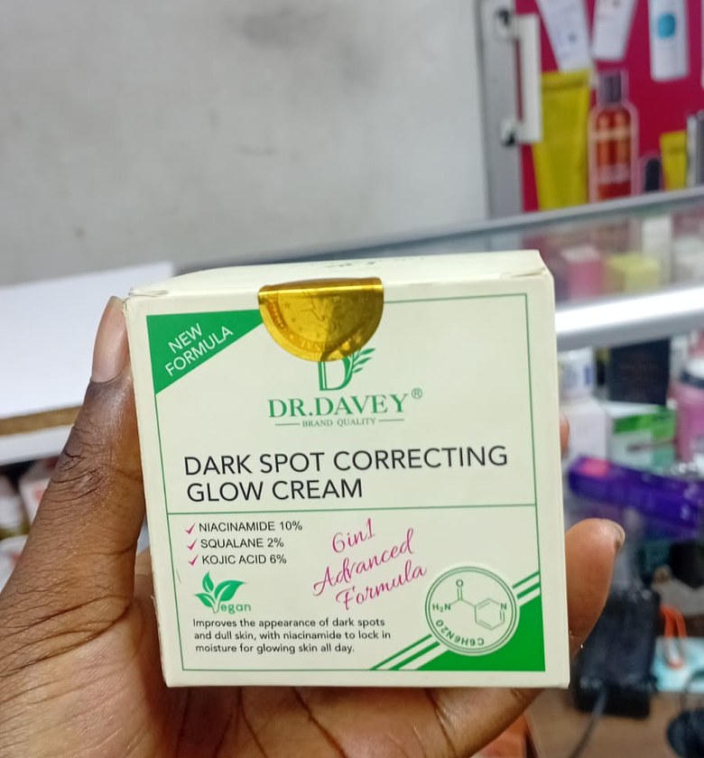 Dark spot correcting cream  image