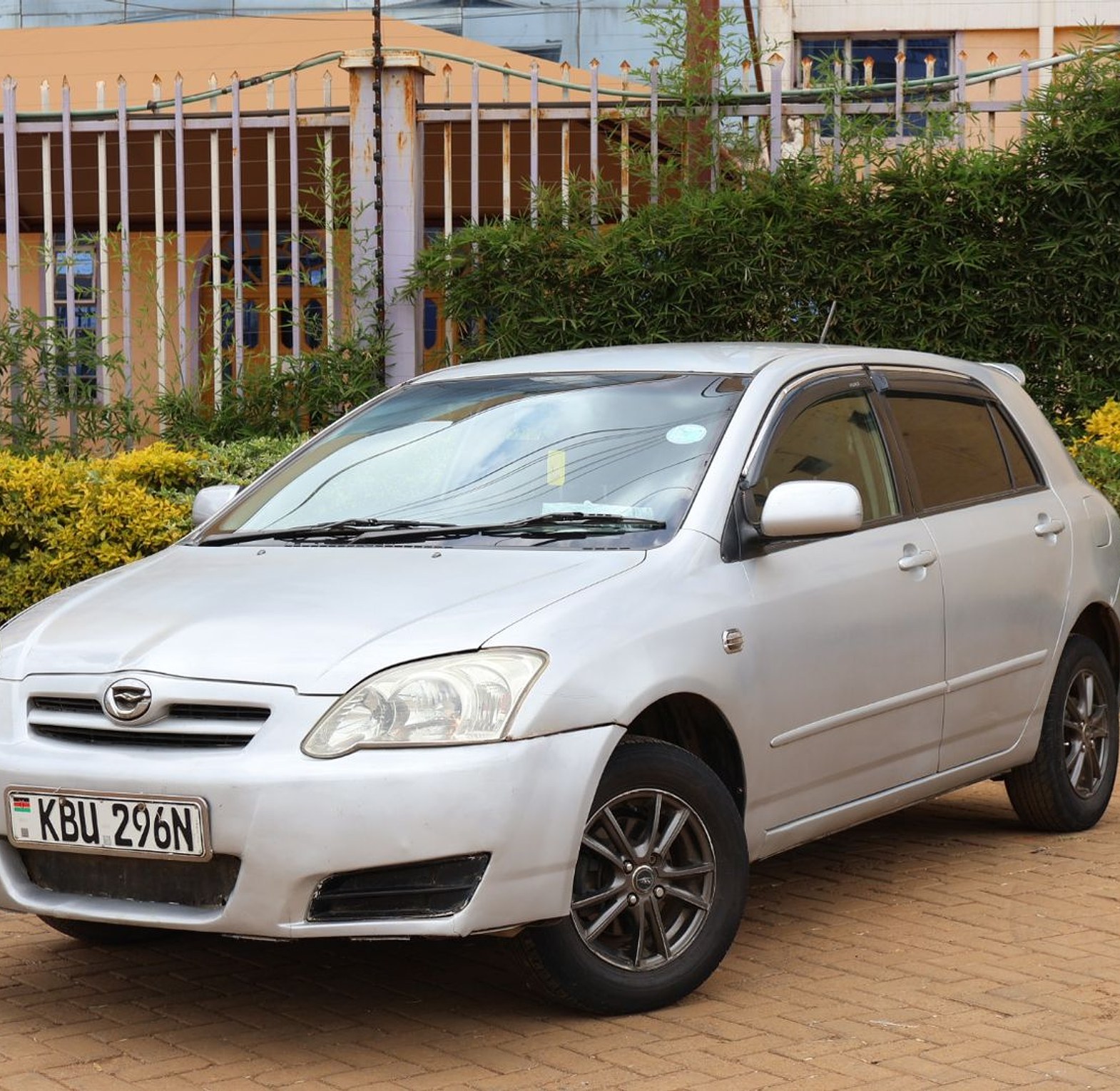 Toyota Runx KBU, YOM 2006 Model,  Automatic image