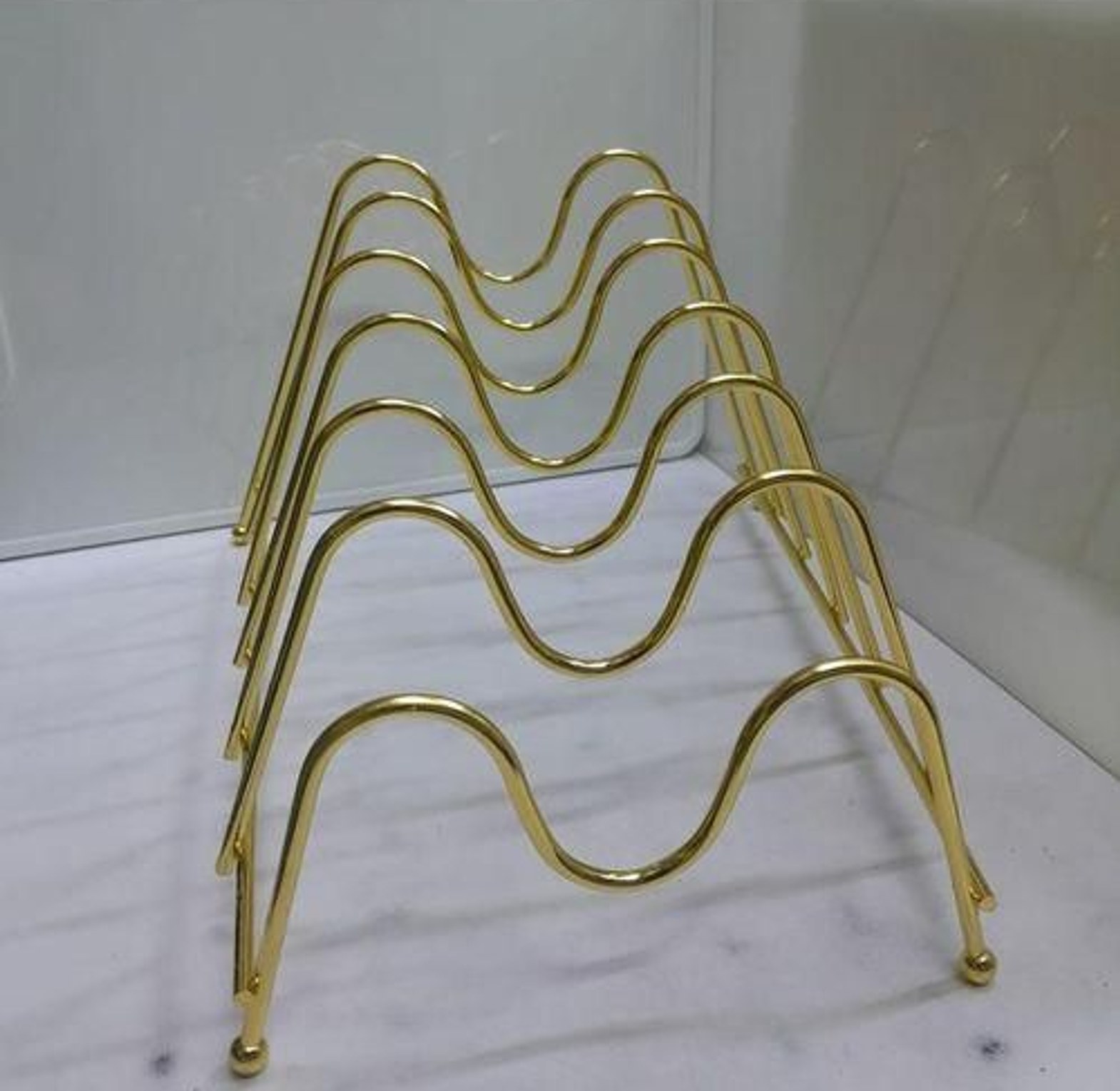 Golden Steel 6 plates Holder Display Stand Organizer image