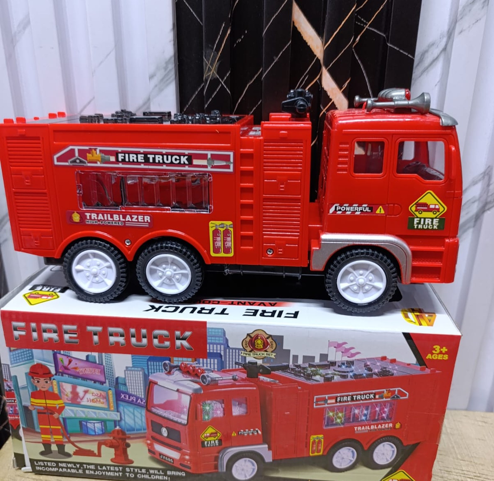 Kids battery Controlled firetruck with sound and light image