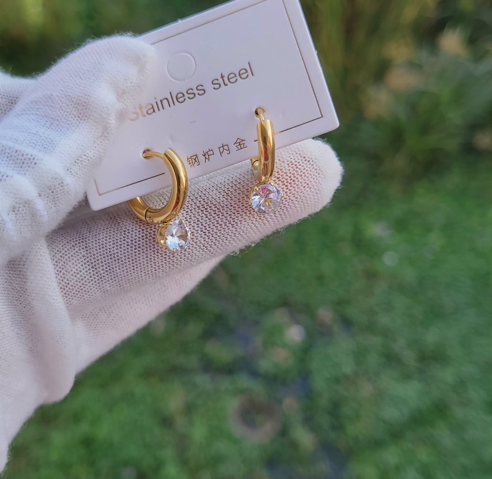 Diamond hoop image