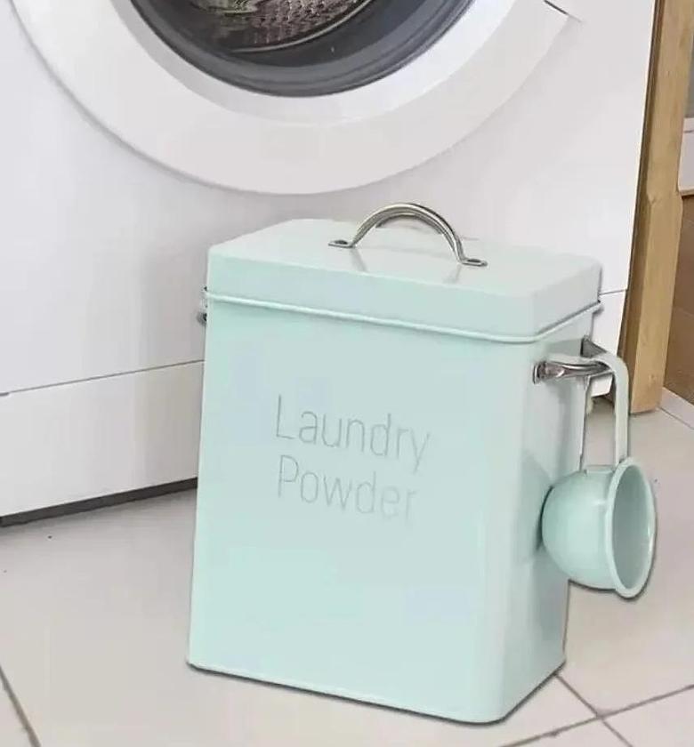 Alloy laundry powder tin image