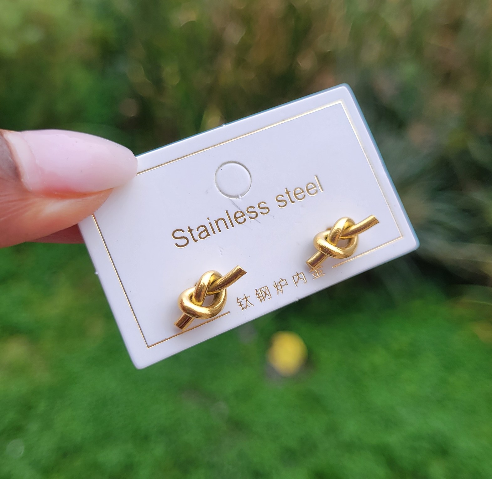 Knot earrings  image