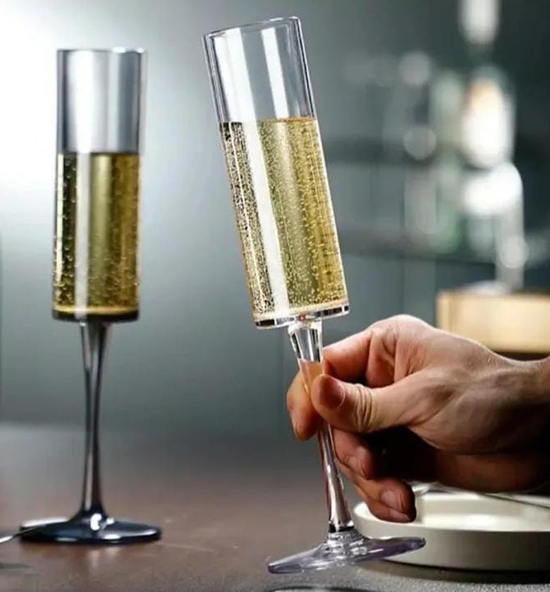 Modern Zenith Crystal Champagne Flutes (170ml) - 6pcs image