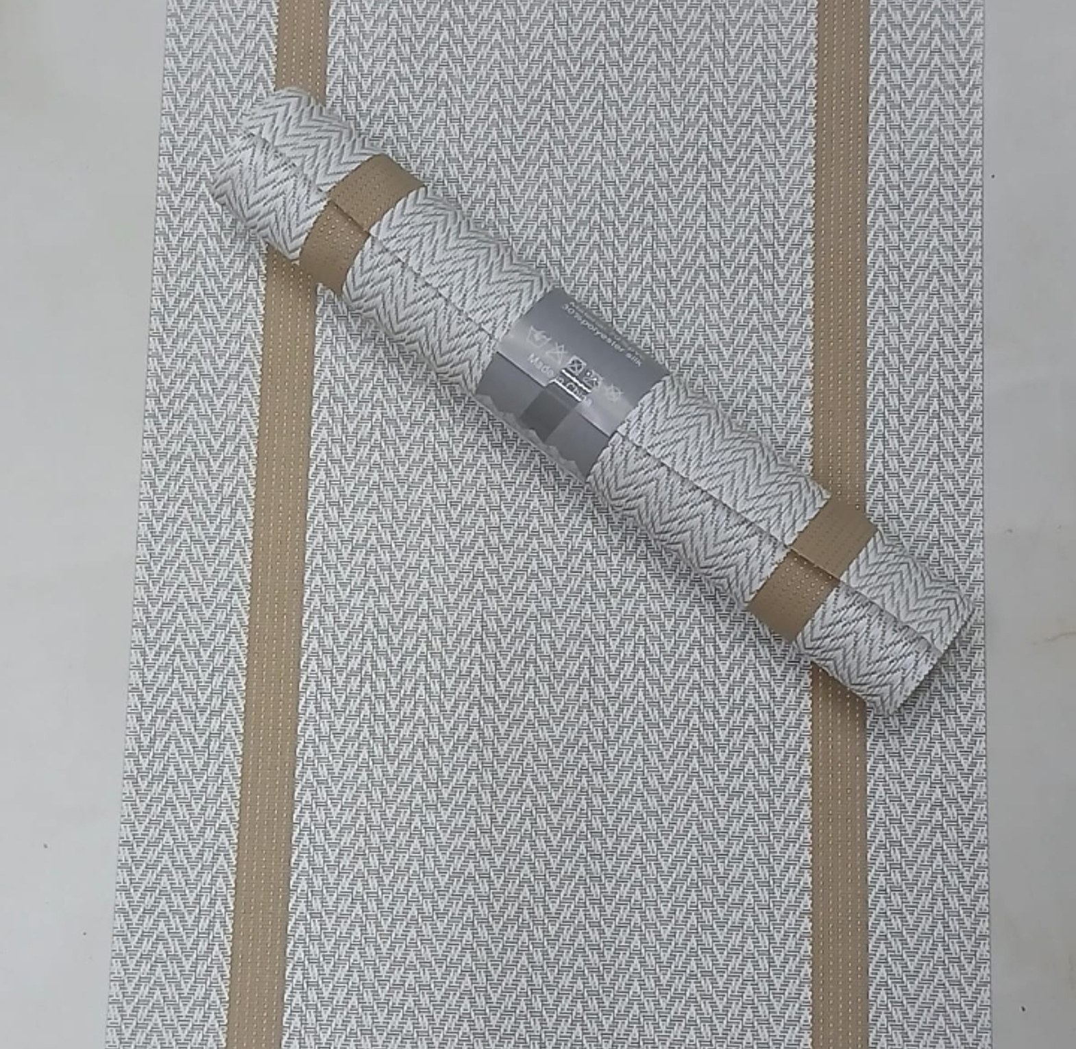Dining Table Runner & Table Mats Set image