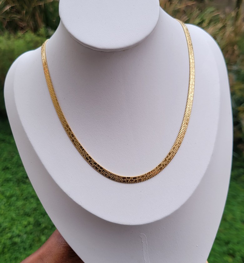 Amanda snake chain  image