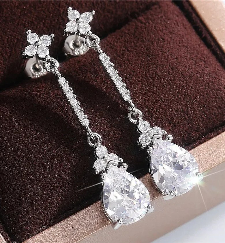 Cubic Zirconia drop earring image