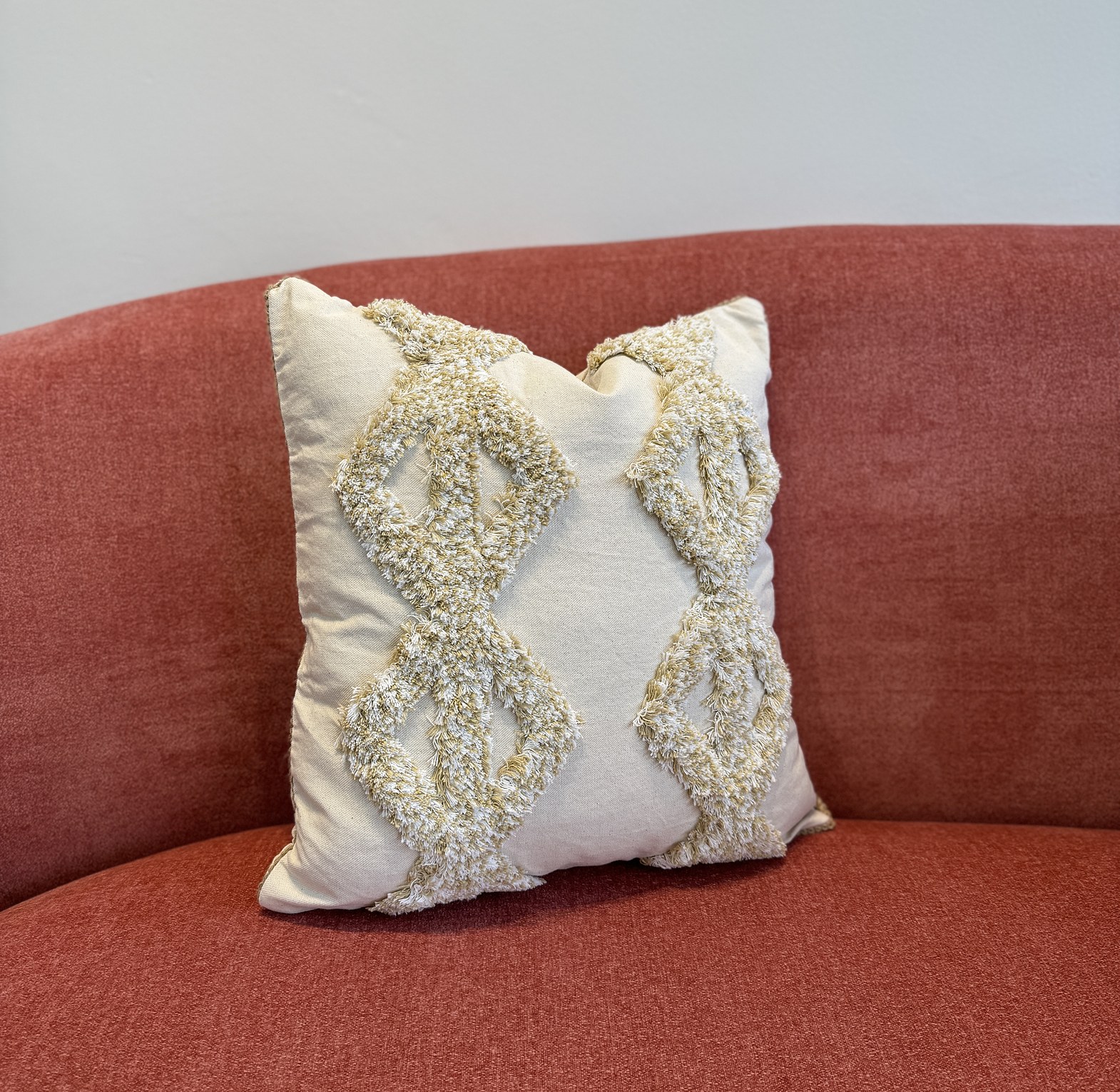 Luxe boho tufted cushion cover in beige🌸 image