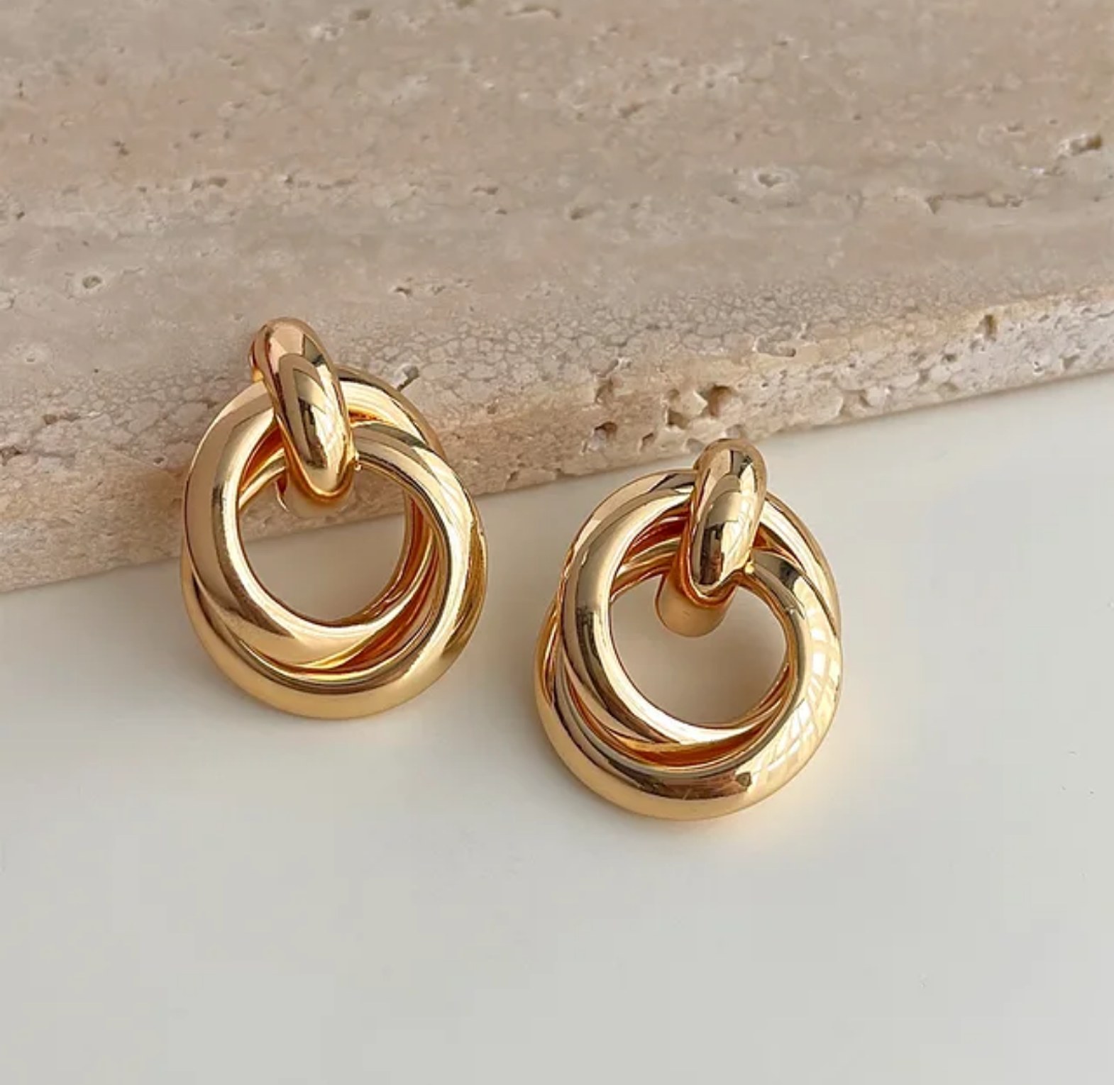Dainty spiral earrings  image