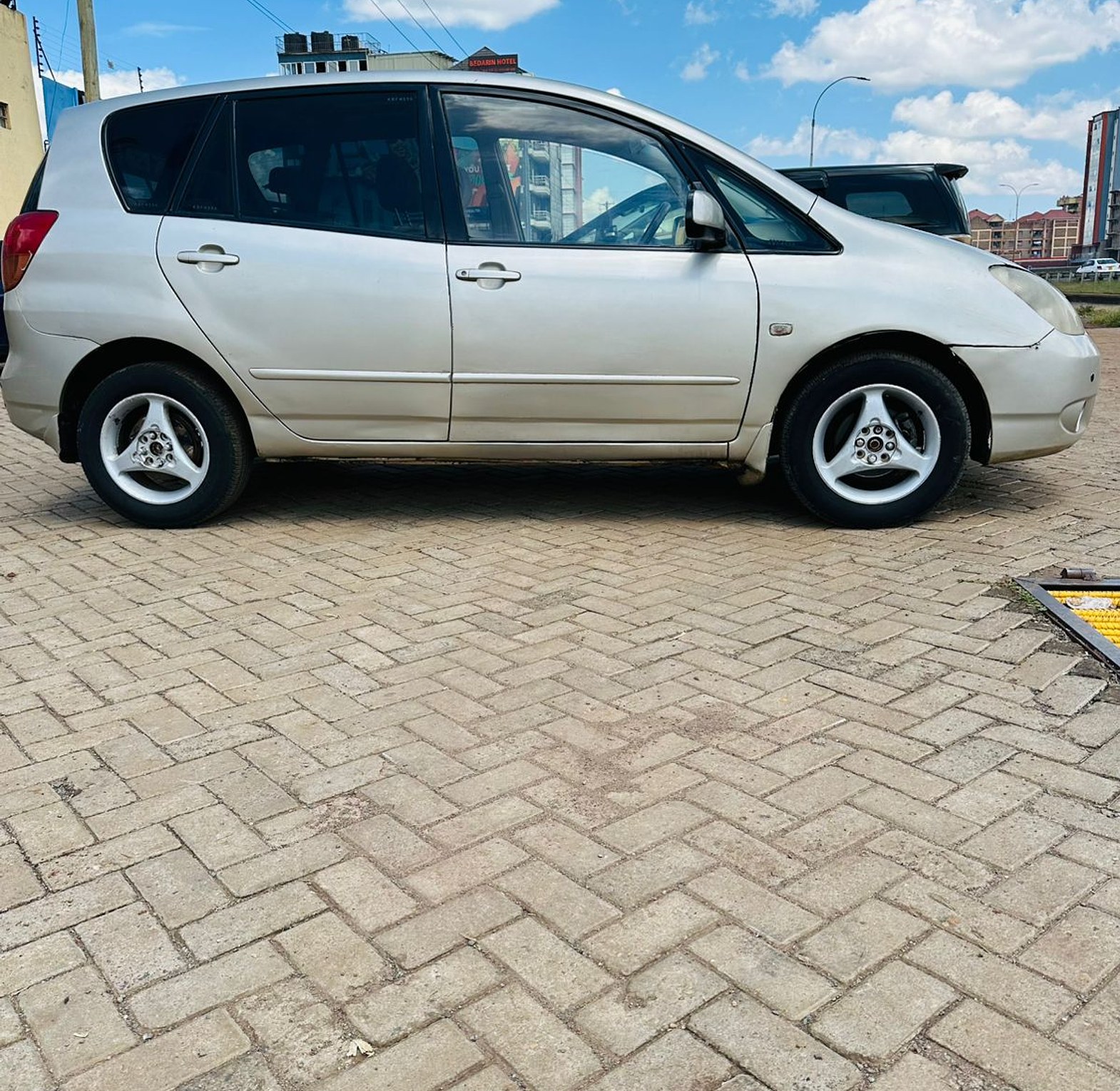 Toyota Spacio KBF, YOM 2002,  Automatic, Rating 1800cc, 7 seater With Double Sunroof image