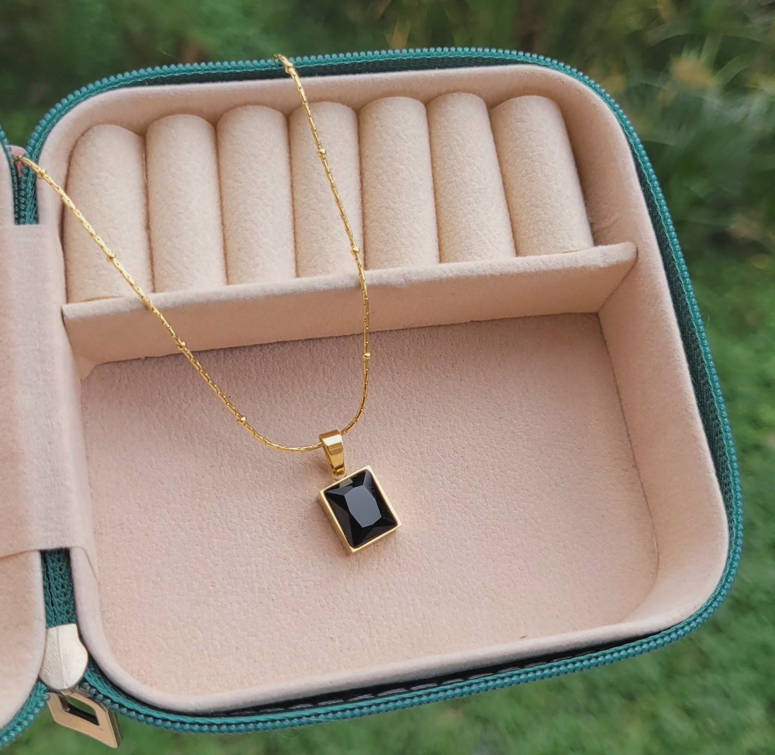 Megan necklace  image