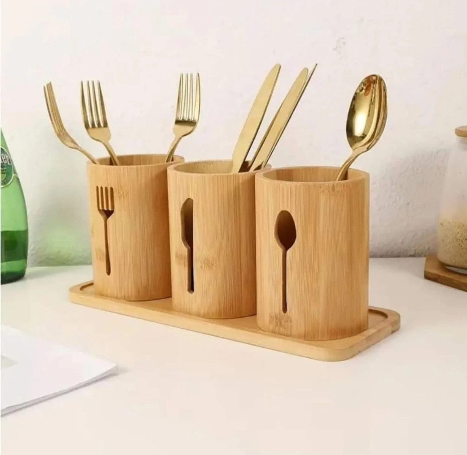 Bamboo cutlery /spoon holder image