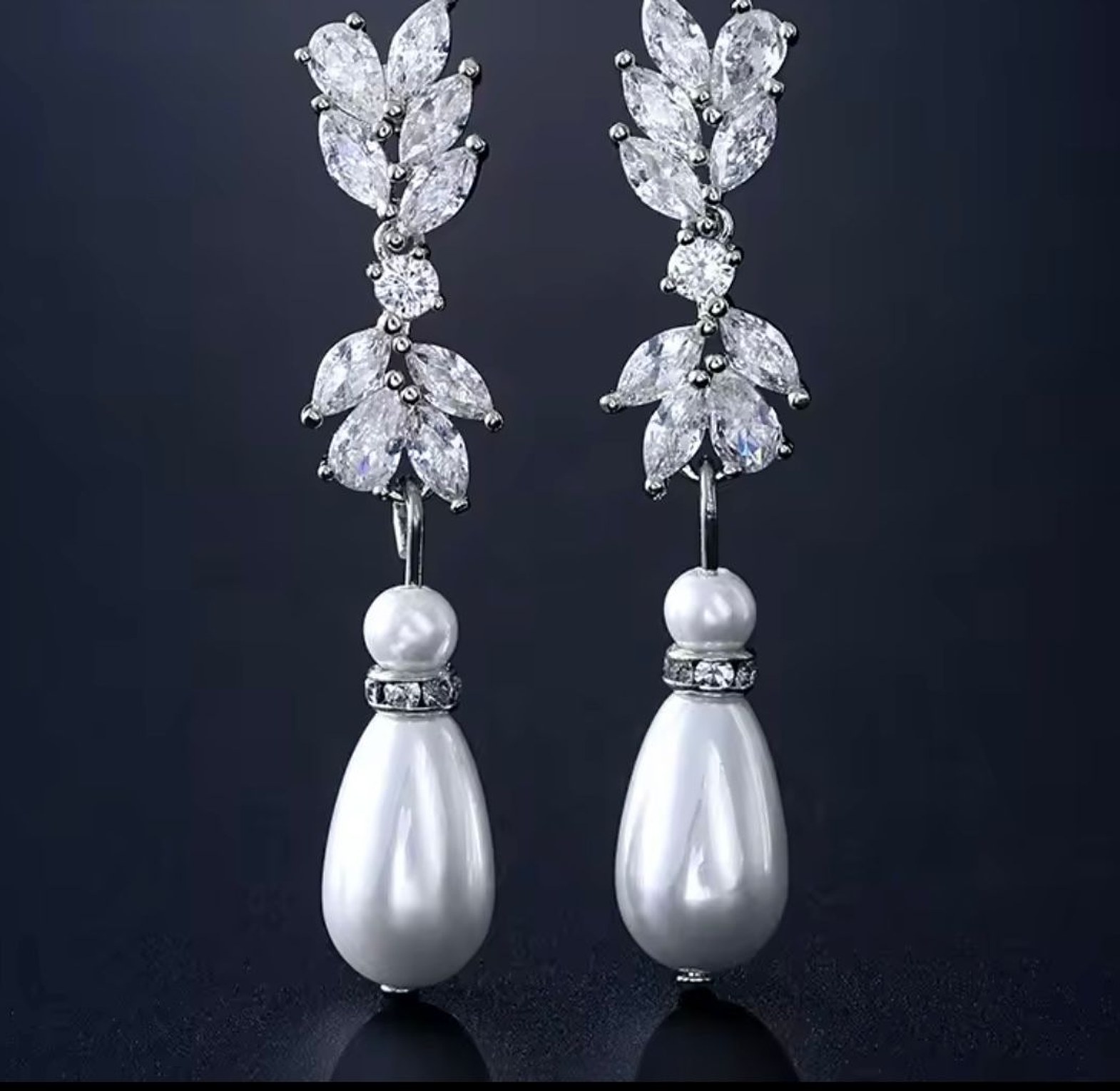 Ethereal Blossom Pearl Set image