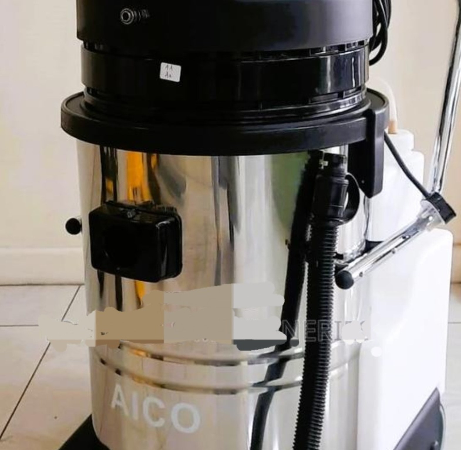 60l vacuum cleaner image