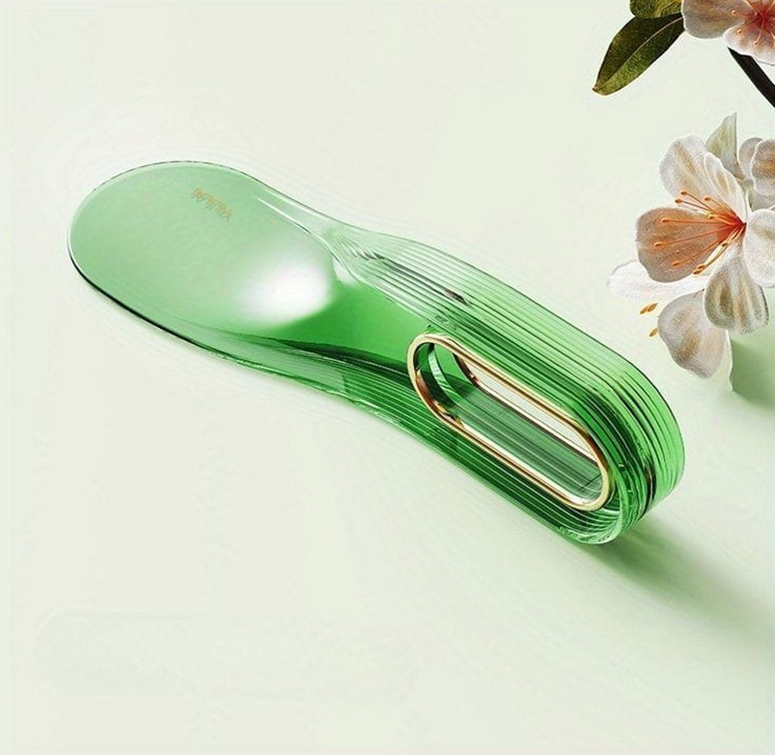 Ergonomic Mattress Lifter and Bedsheet Tucker Tool for Hotel-Style Bed Making, Heavy Mattress Helper image