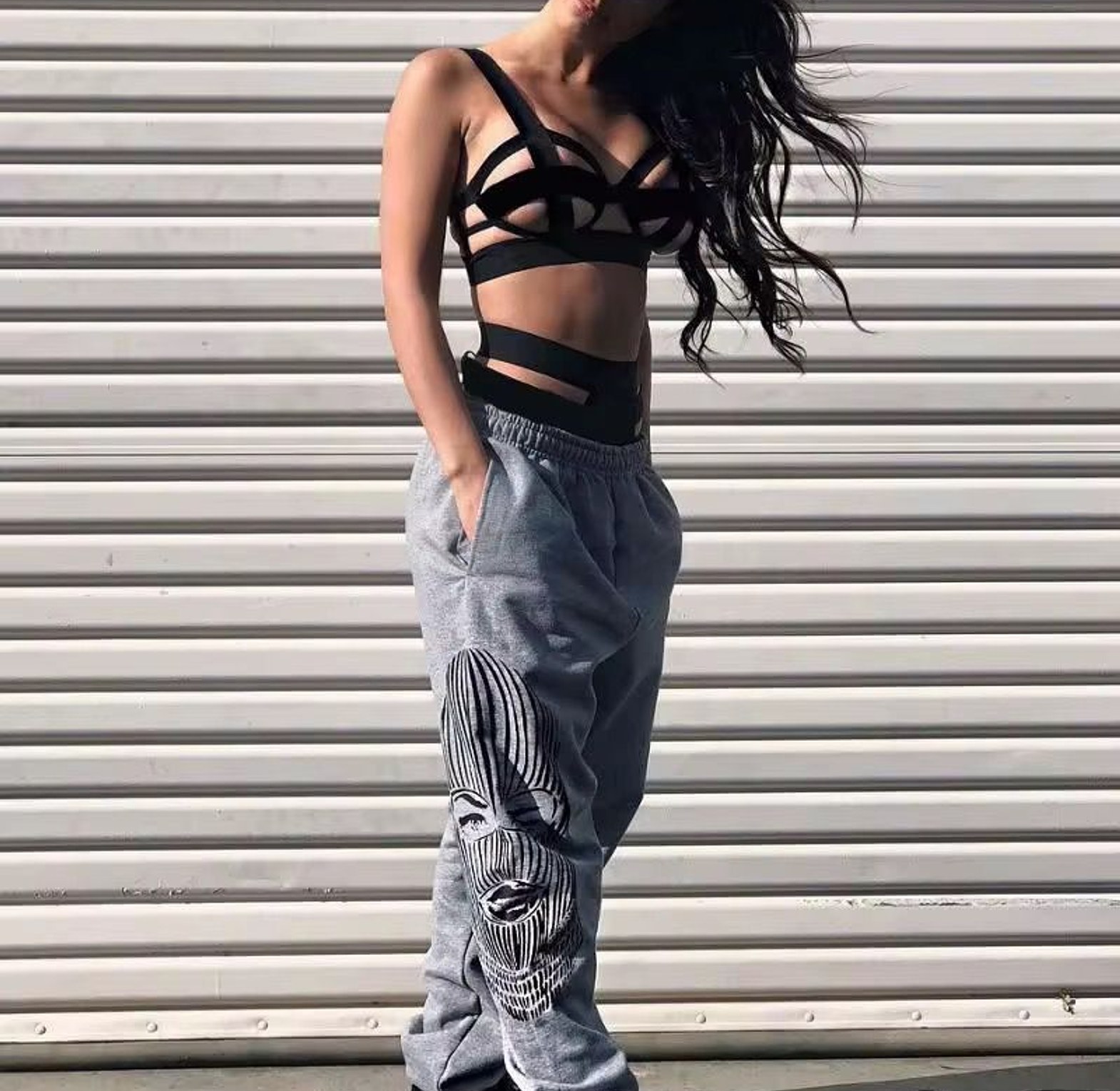 1061-Strappy 2pc lingerie set image