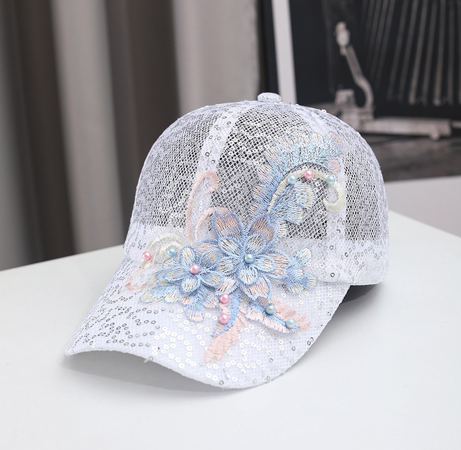 Women’s Summer Lace Embroidered Mesh Baseball Cap image