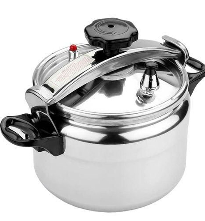 Pressure cooker 5 litres image