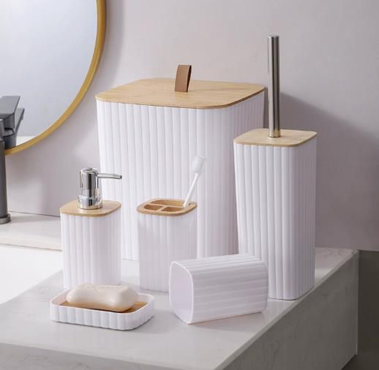 6 in luxury bathroom accessories set with bamboo lid image