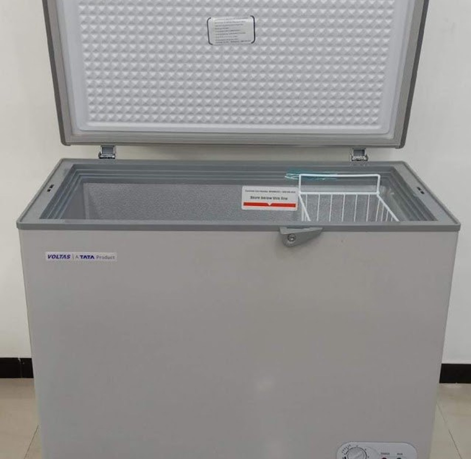 250 litres chest freezer image