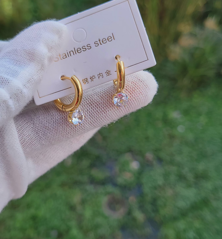 Diamond hoop image