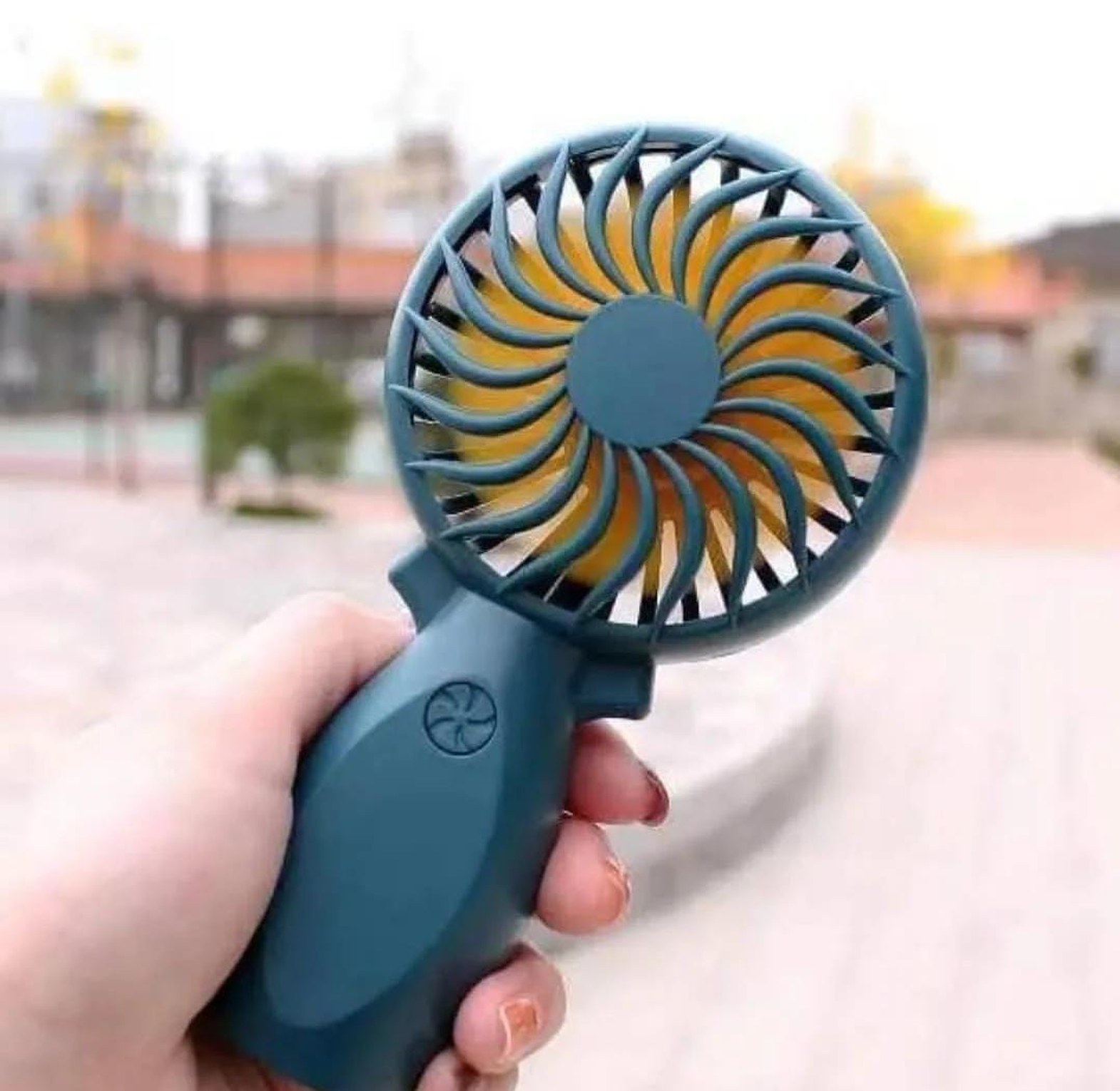 USB chargeable Portable Mini fan image