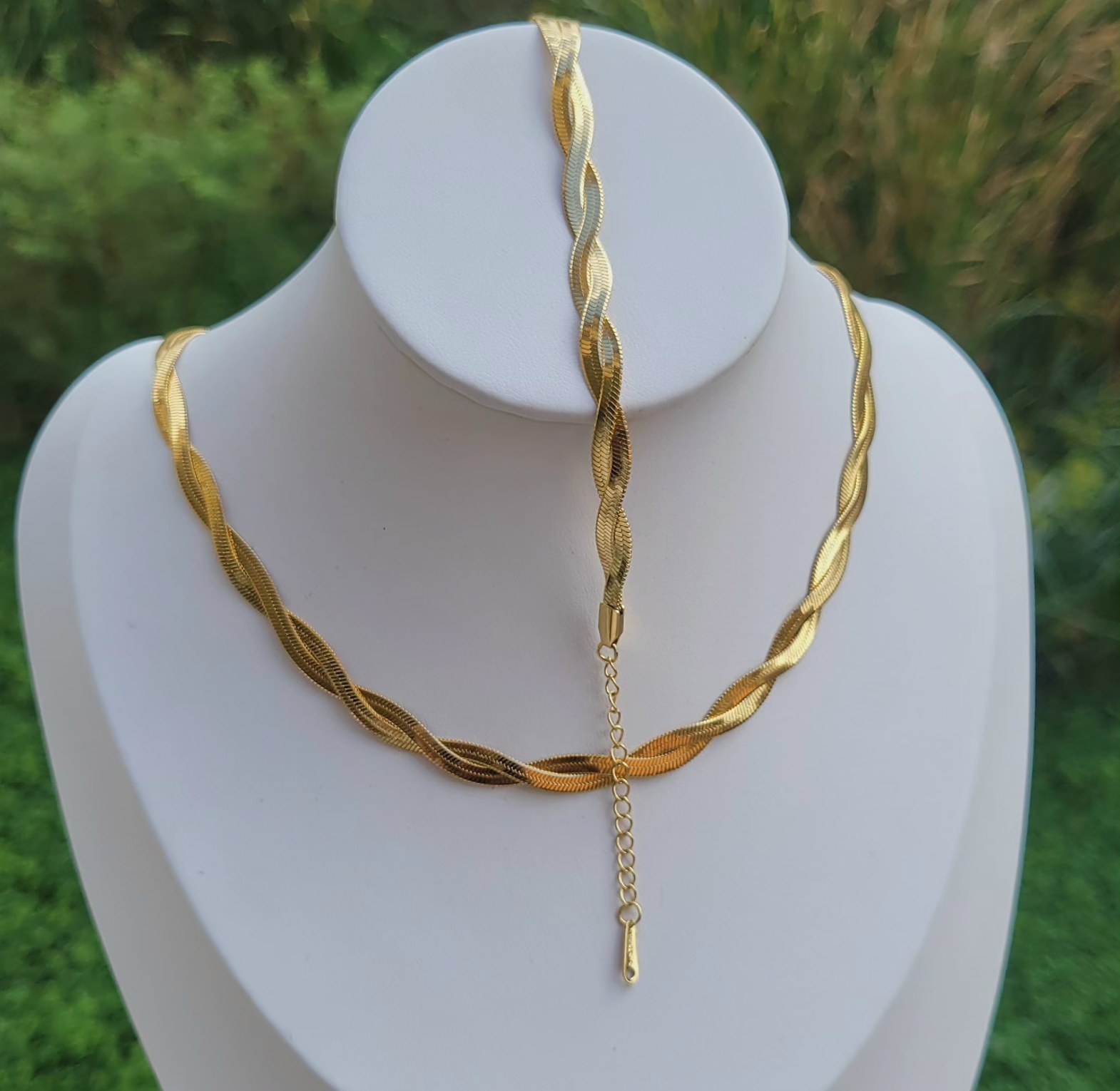 Twisted snake chain set image