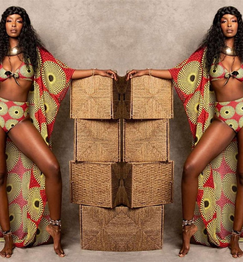 F003 Beachwear image