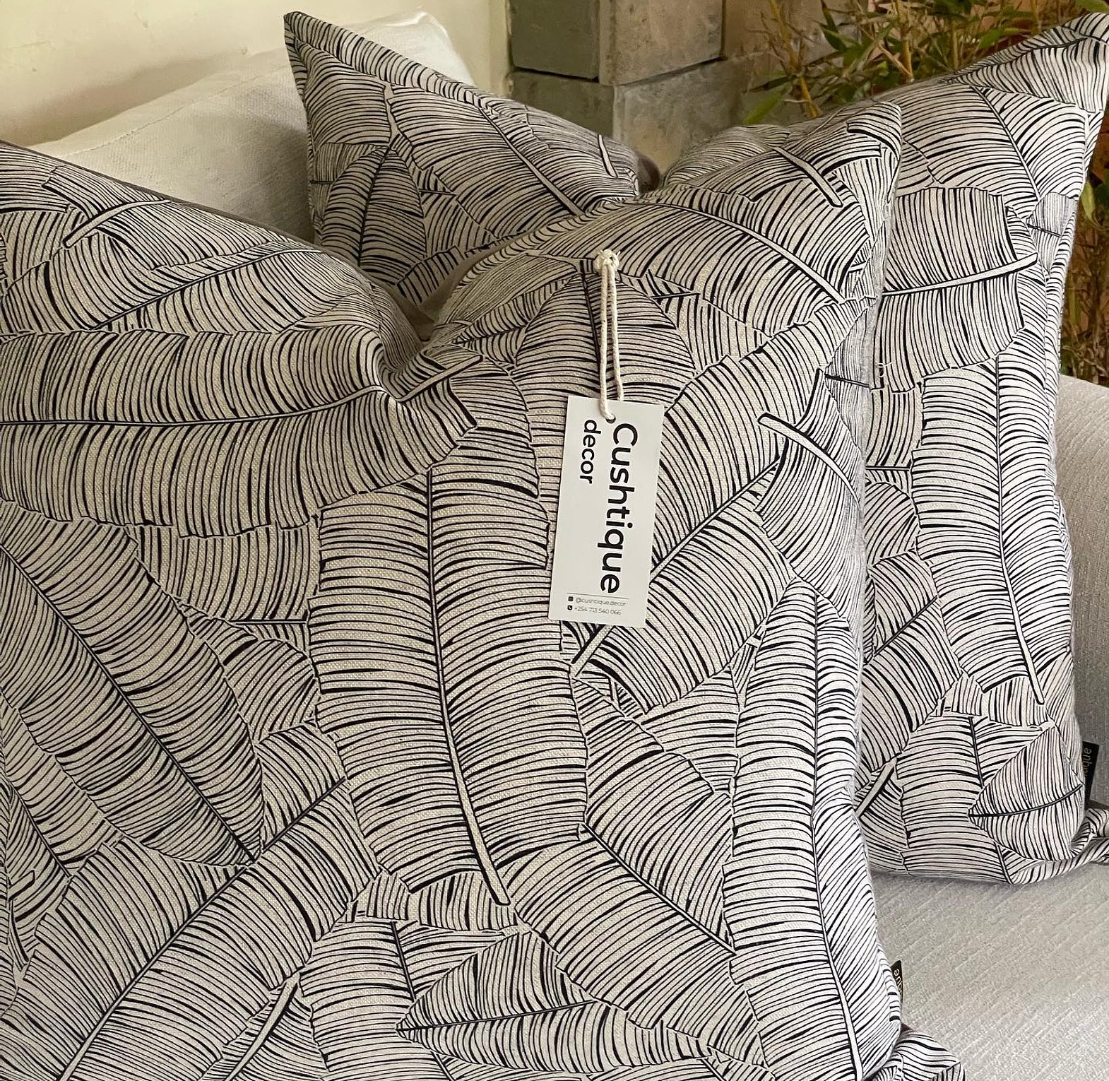 Leaf Cushion image
