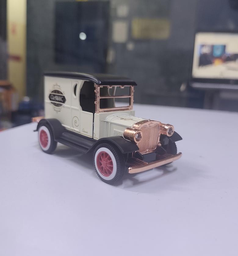 Vintage Die-Cast Classic Delivery Van Model | Premium Metal Collectible Car for Home & Office Decor | Antique Style Gift image