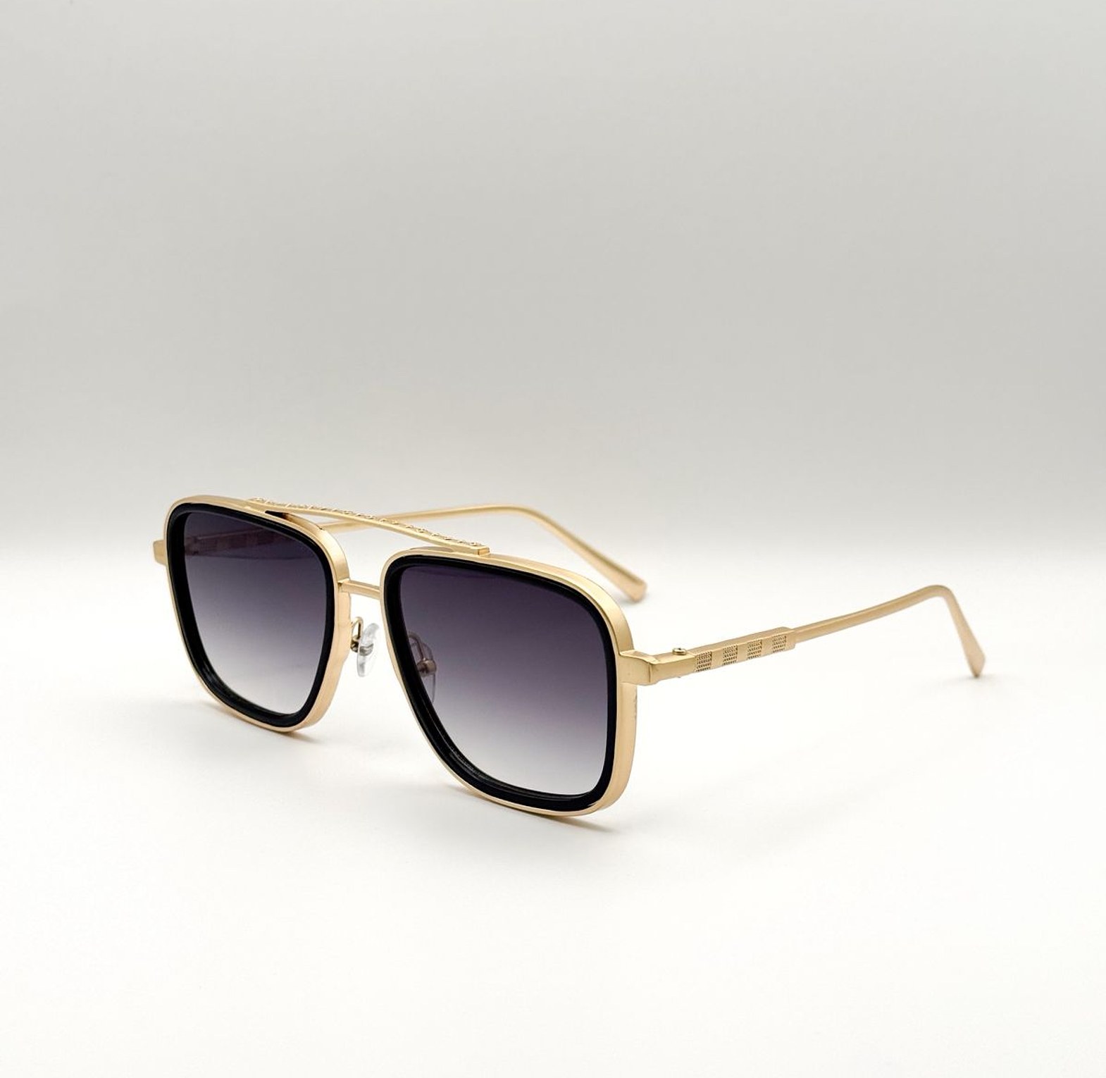 Aero Gold Navigator Sunglasses image