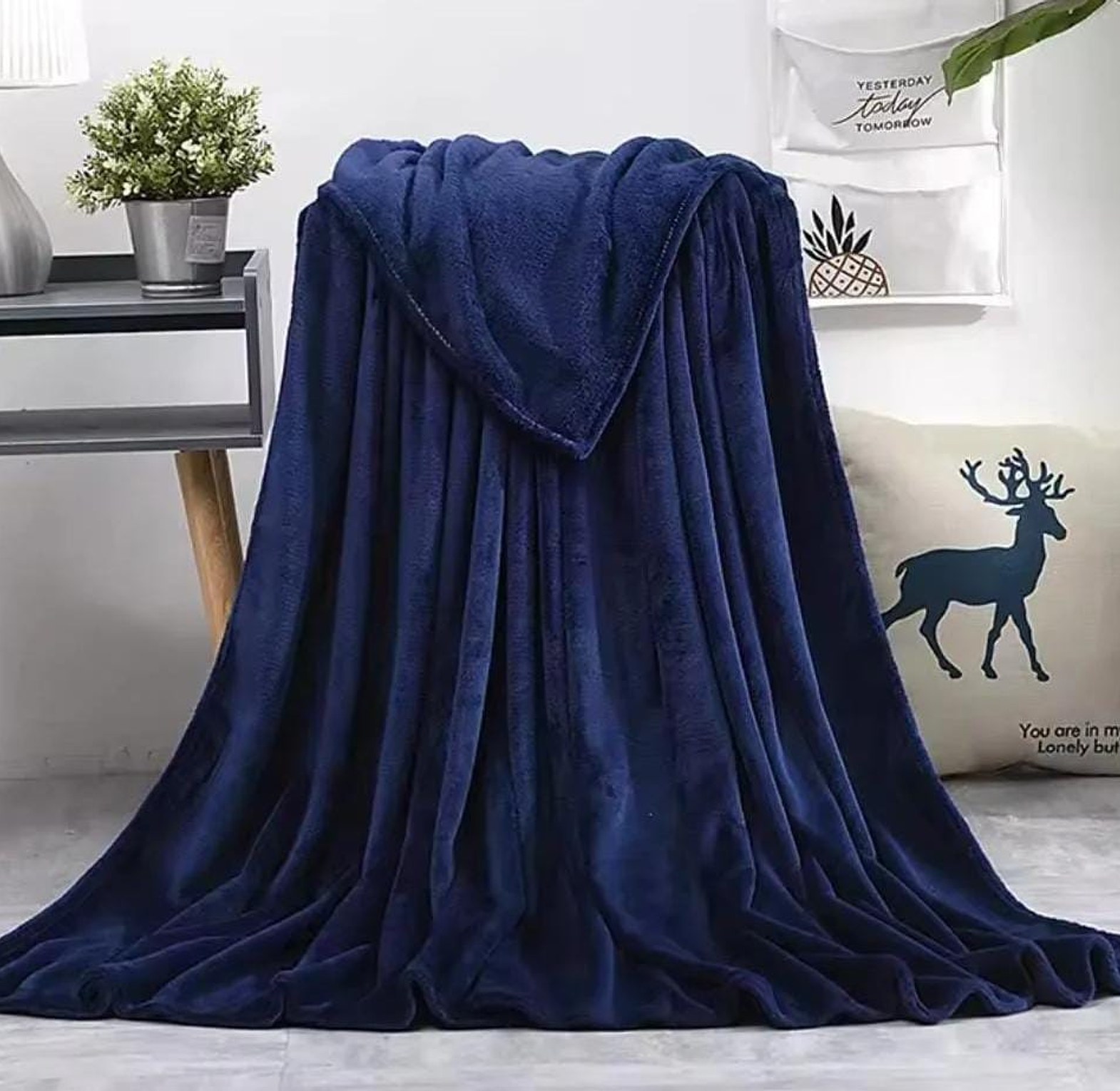 Velvet fleece throw blankets Size 5*6 image