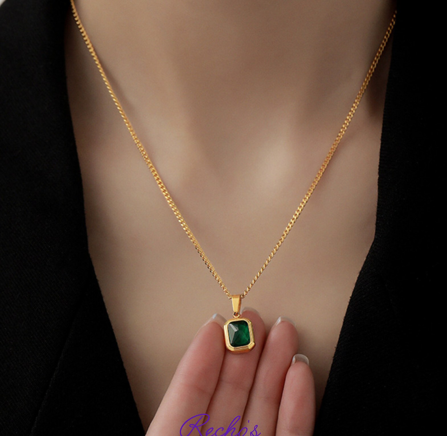 Emerald green necklace  image