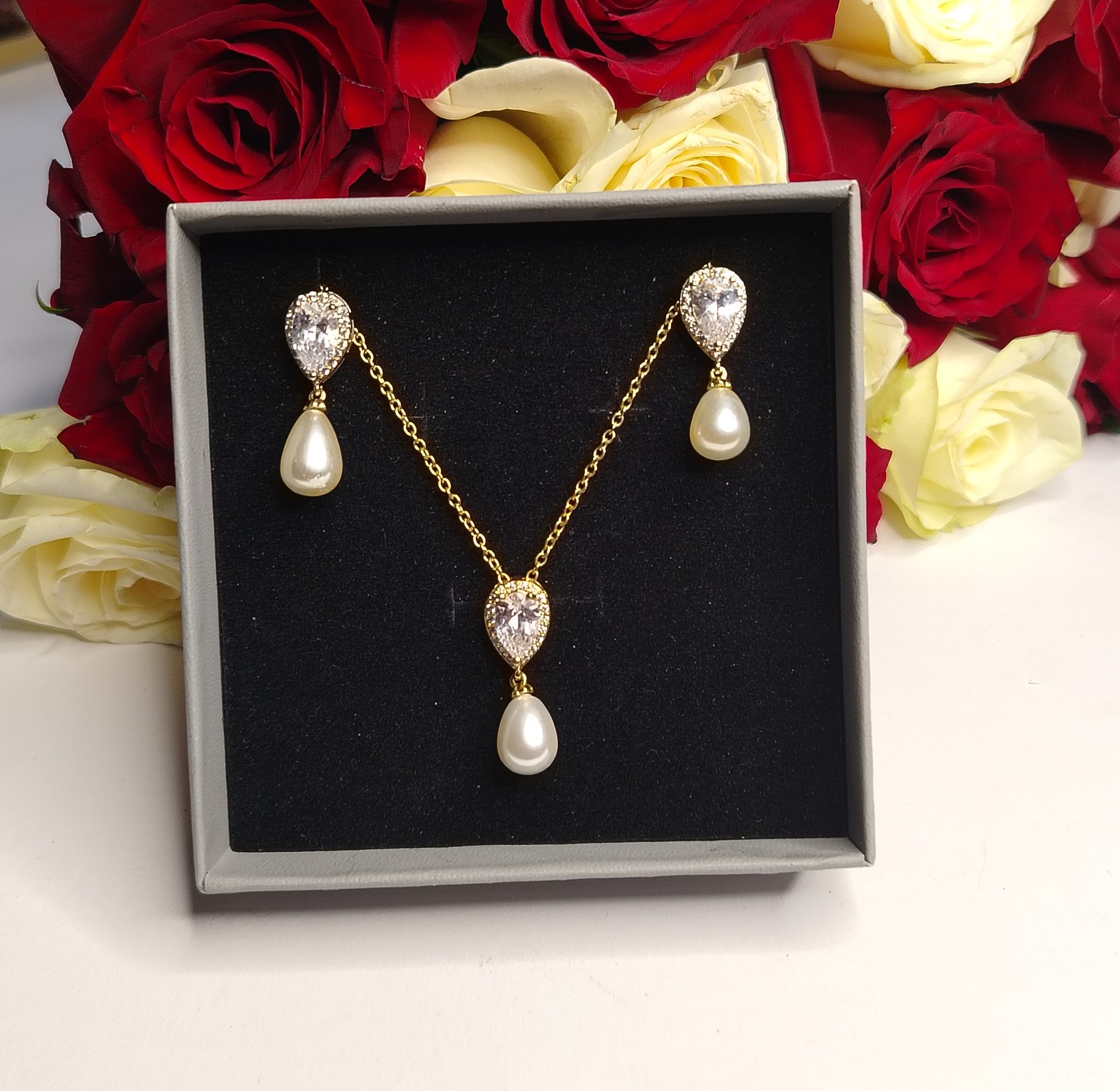 Cubic Zirconia Imitation Pearl Set image